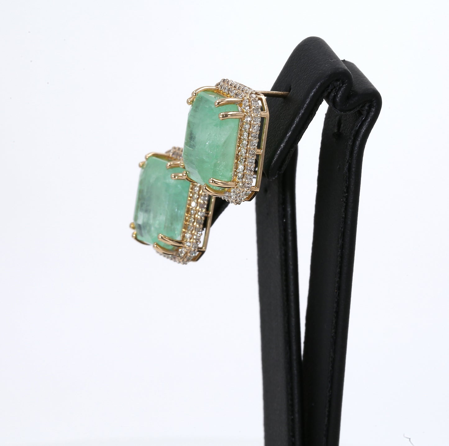 Colombian Emerald Earrings (1 pair): 15.3 ct tw Emeralds, 1.18 ct tw Diamonds, 14K Yellow Gold