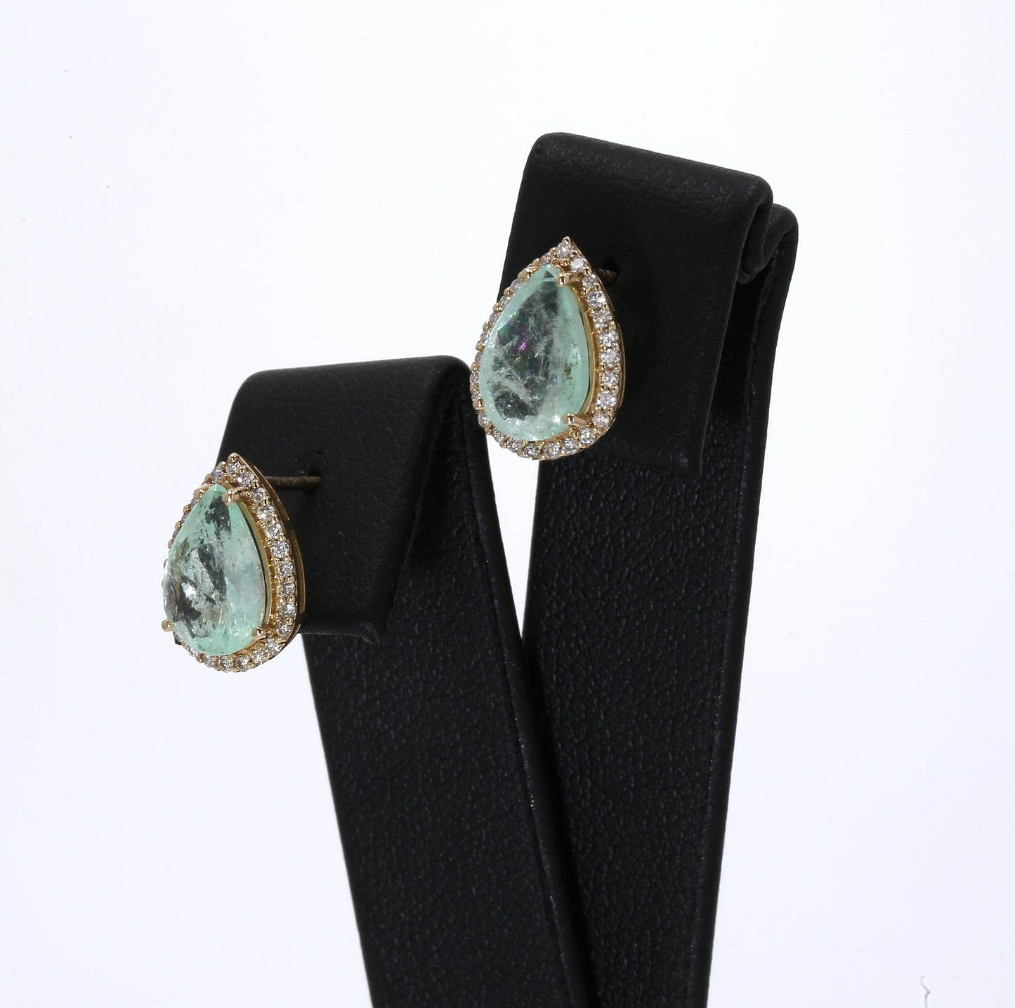 Colombian Emerald Earrings (1 pair): 3.9 ct tw Emeralds, 0.50 ct tw Diamonds, 14K Yellow Gold