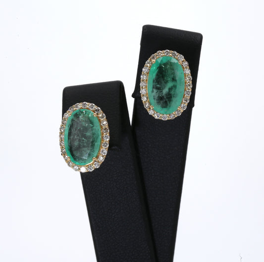 Colombian Emerald Earrings (1 pair): 6.95 ct tw Emeralds, 0.95 ct tw Diamonds, 18K Yellow Gold