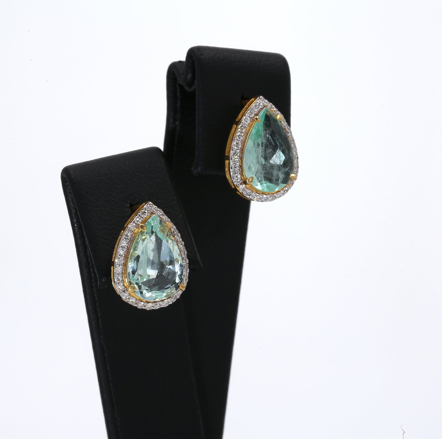 Colombian Emerald Earrings (1 pair): 3.05 ct tw Emeralds, 0.7 ct tw Diamonds, 14K White Gold