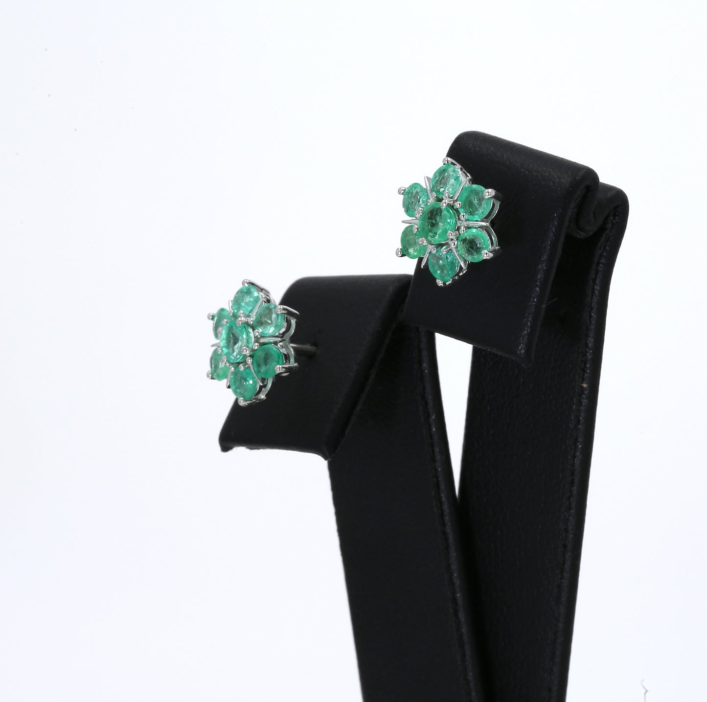 Colombian Emerald Earrings (1 pair): 1.70 ct tw Emeralds, 14K White Gold