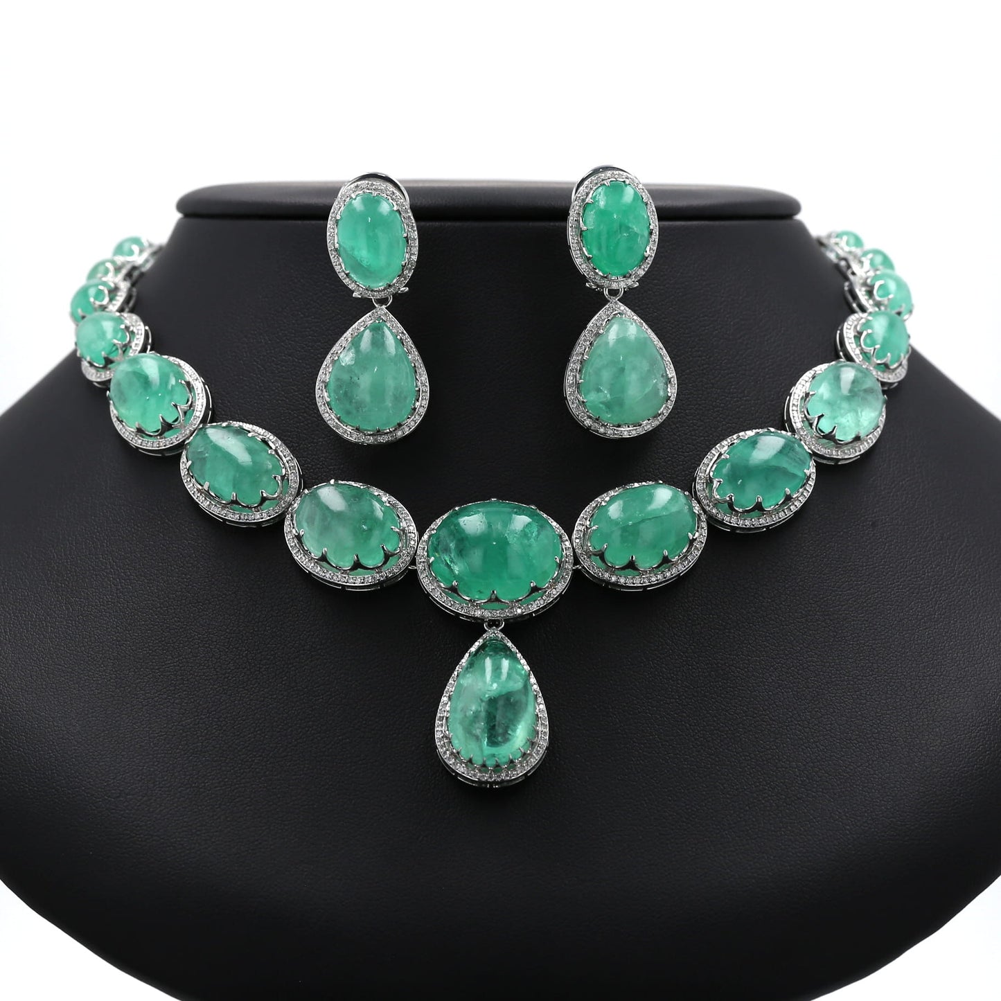 Colombian Emerald Necklace & Earrings: 188.75 ct tw Emeralds, 9.33 ct tw Diamonds, 14K White Gold