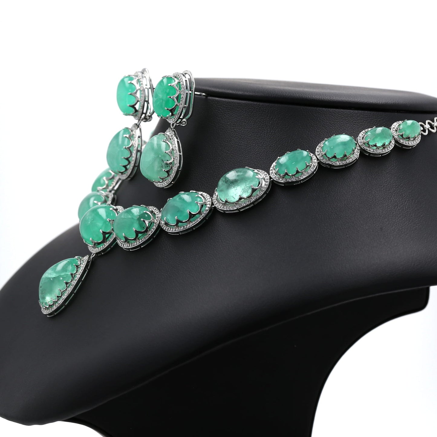 Colombian Emerald Necklace & Earrings: 188.75 ct tw Emeralds, 9.33 ct tw Diamonds, 14K White Gold