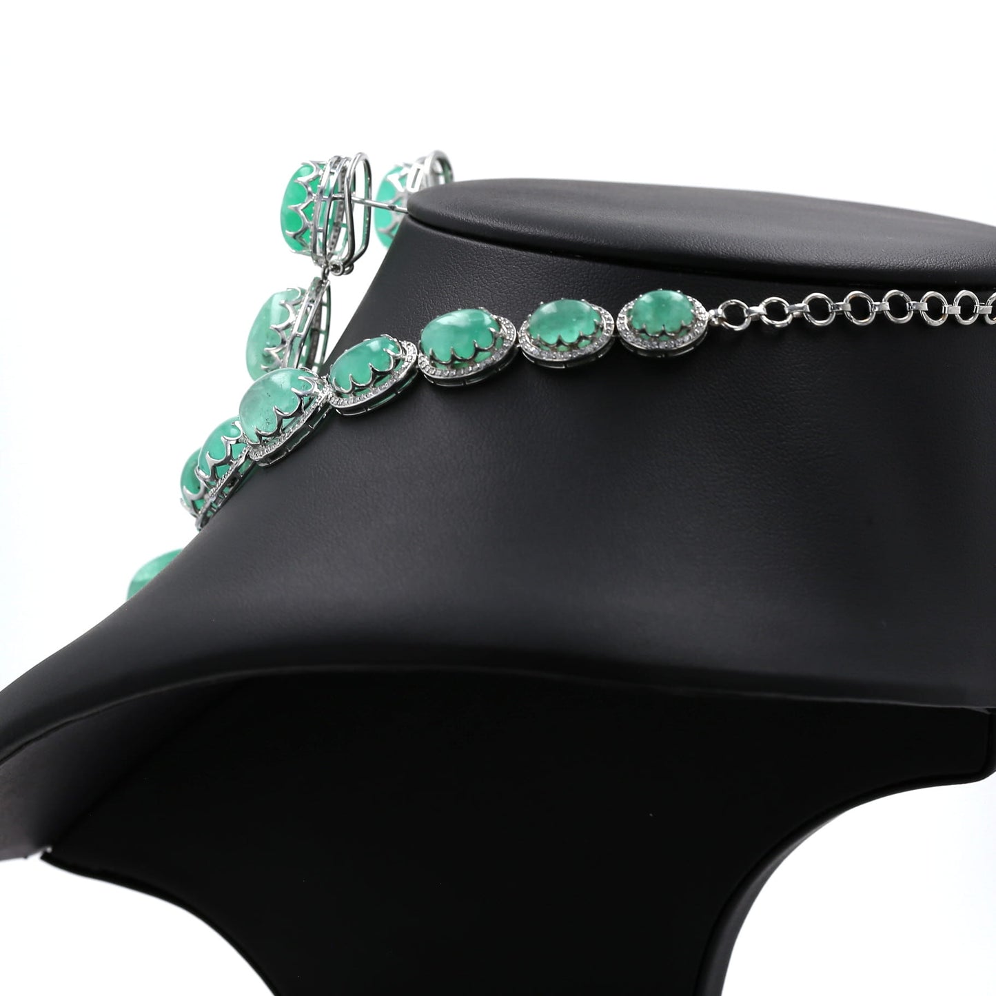 Colombian Emerald Necklace & Earrings: 188.75 ct tw Emeralds, 9.33 ct tw Diamonds, 14K White Gold