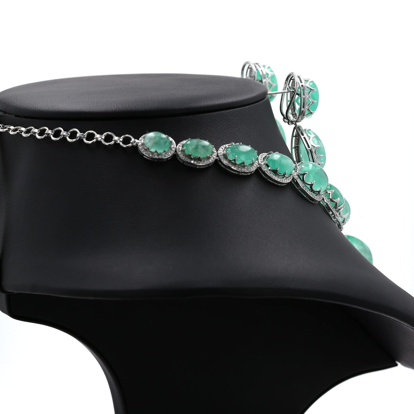 Colombian Emerald Necklace & Earrings: 188.75 ct tw Emeralds, 9.33 ct tw Diamonds, 14K White Gold