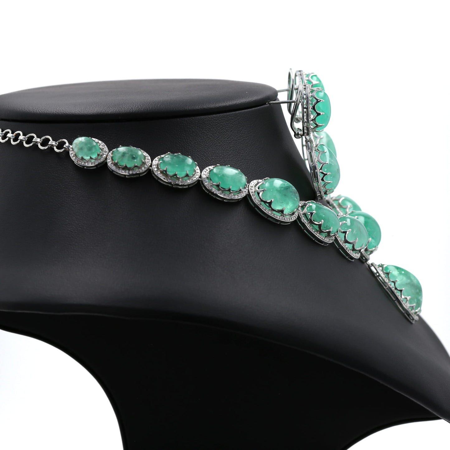 Colombian Emerald Necklace & Earrings: 188.75 ct tw Emeralds, 9.33 ct tw Diamonds, 14K White Gold