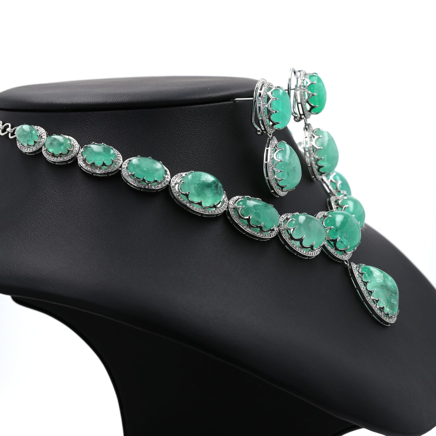 Colombian Emerald Necklace & Earrings: 188.75 ct tw Emeralds, 9.33 ct tw Diamonds, 14K White Gold