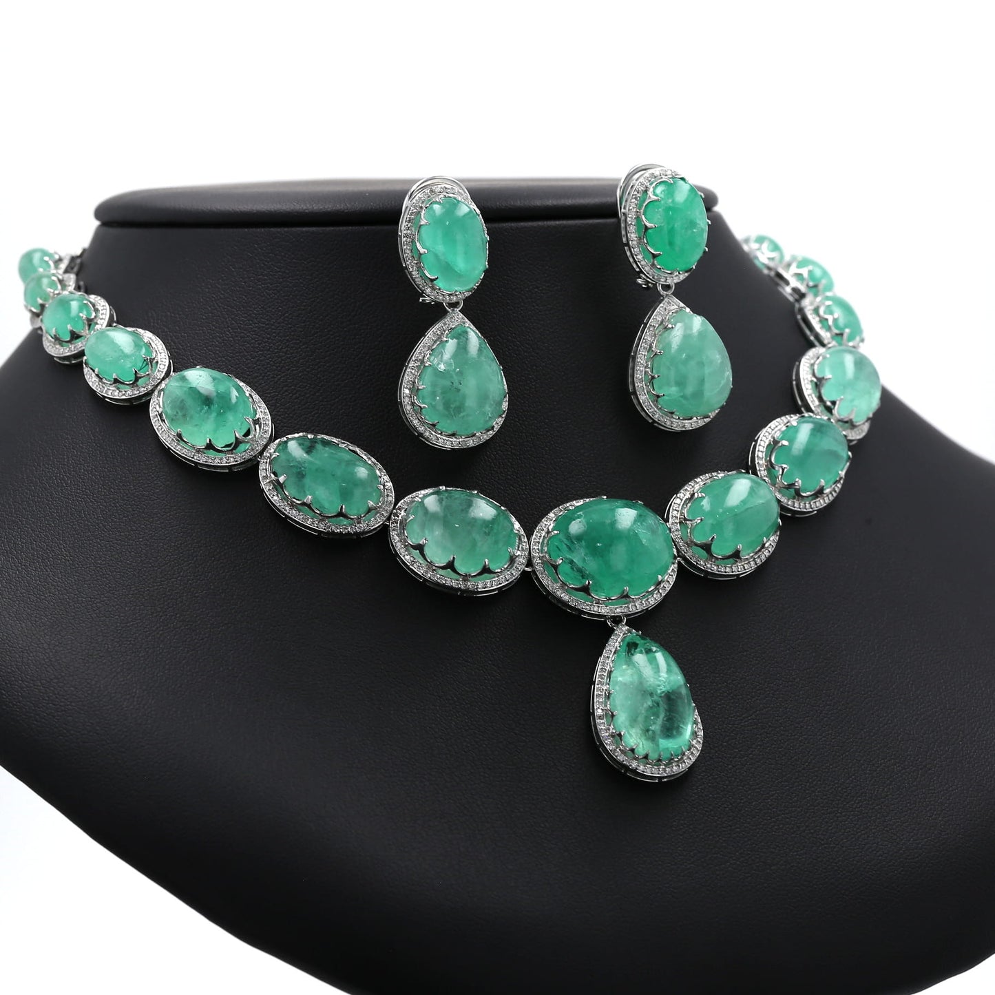 Colombian Emerald Necklace & Earrings: 188.75 ct tw Emeralds, 9.33 ct tw Diamonds, 14K White Gold