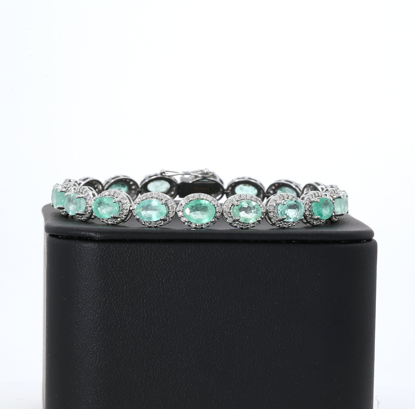 Colombian Emerald Bracelet: 15.0 ct tw Emeralds, 3.50 ct tw Diamonds, 14K White Gold