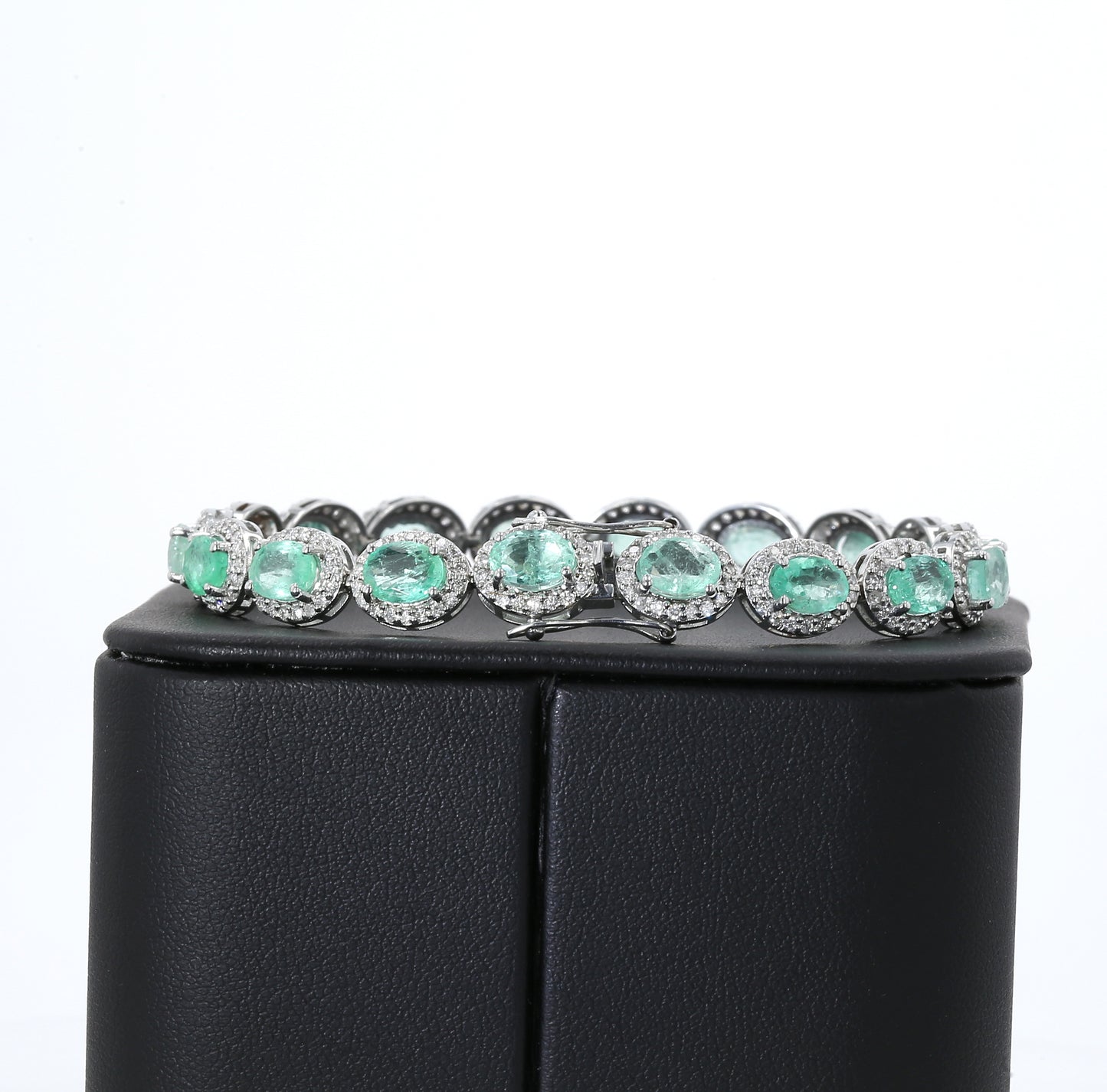 Colombian Emerald Bracelet: 15.0 ct tw Emeralds, 3.50 ct tw Diamonds, 14K White Gold