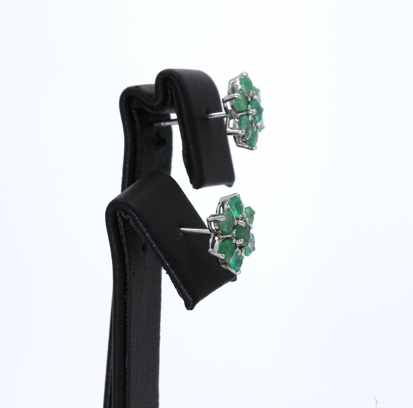 Colombian Emerald Earrings (1 pair): 2.50 ct tw Emeralds, 14K White Gold